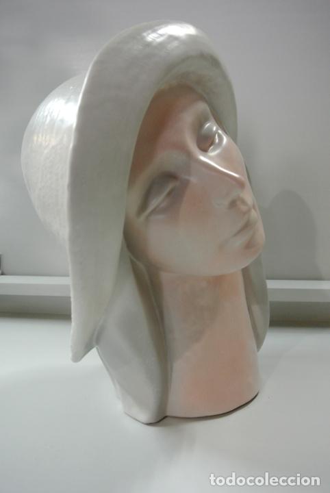 Arte: Busto, rostro de mujer. Cer&aacute;mica tipo gres - Foto 20