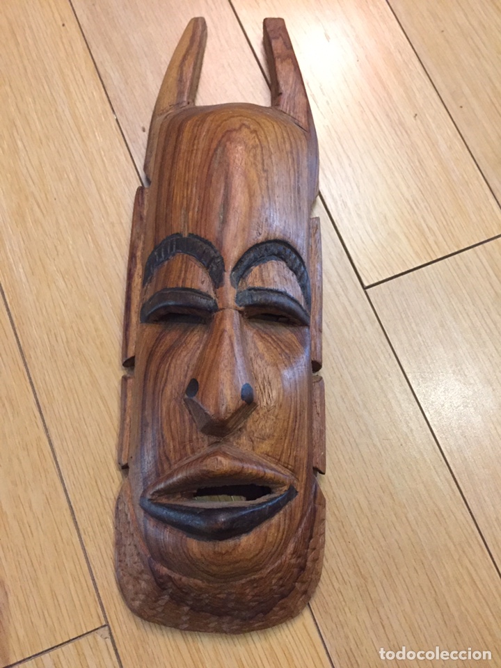 Arte: M&Aacute;SCARA AFRICANA DE MADERA