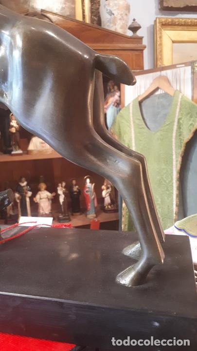 Arte: Bronce de ciervo. - Foto 4