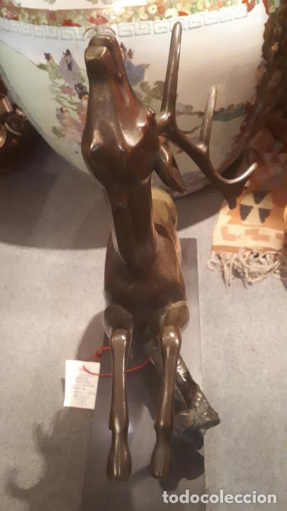 Arte: Bronce de ciervo. - Foto 10