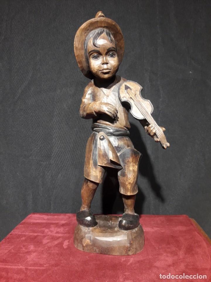 Arte: Violinista talla de madera - Foto 1