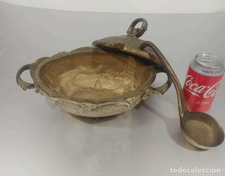 Arte: Recipiente &rdquo;Centro de mesa&rdquo; de bronce macizo - Foto 3
