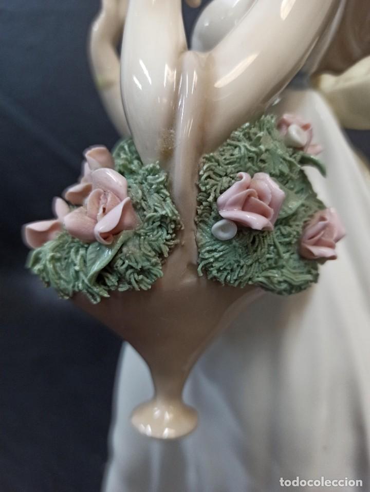 Arte: Joven con cesta de rosas. Rex. V2 - Foto 7