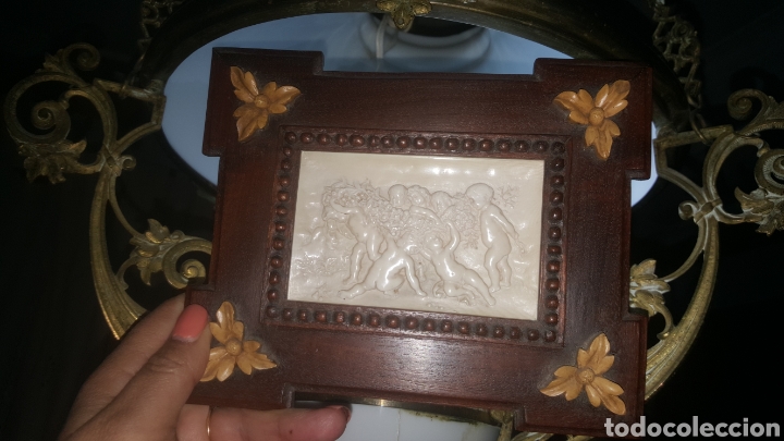 Arte: Placa de marfil tallada - Foto 1
