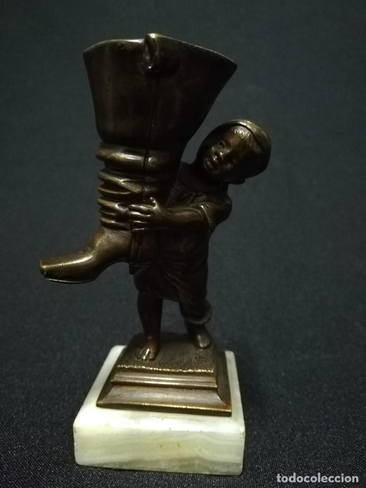 Arte: CANDELERO DE BRONCE SOBRE BASE DE ONIS C. 1900 - Foto 6