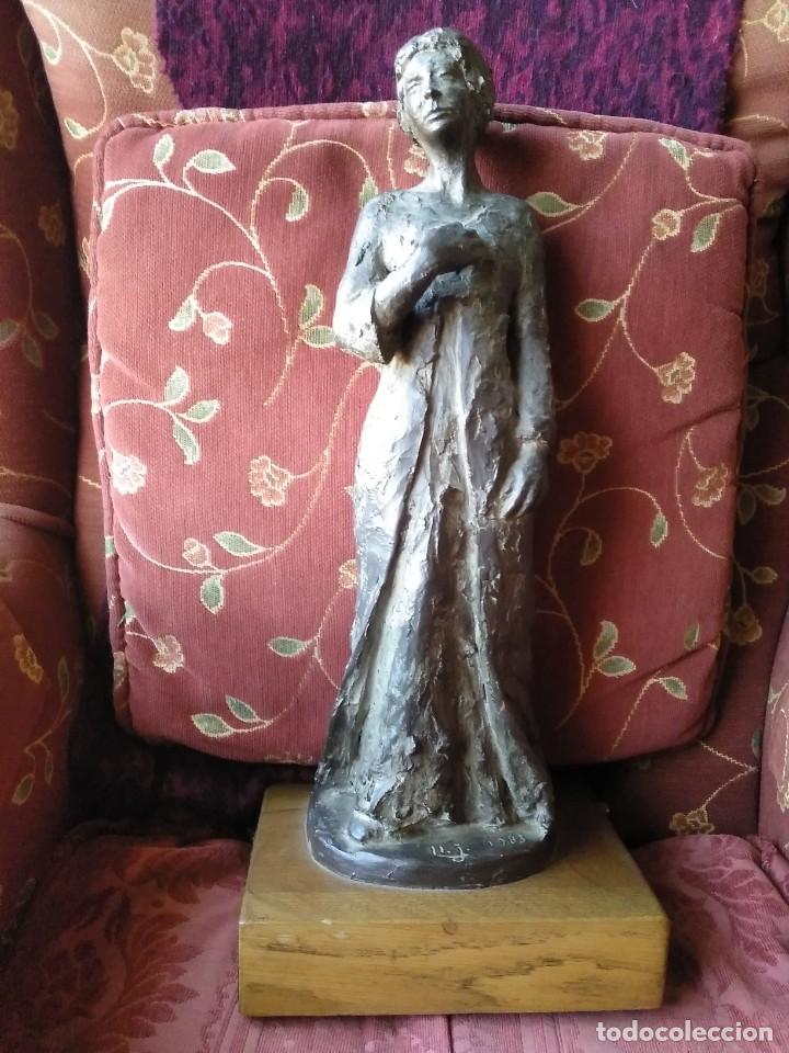 Arte: Terracota representando una dama - Foto 1