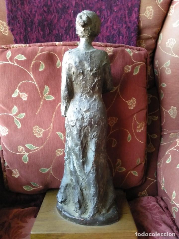 Arte: Terracota representando una dama - Foto 2