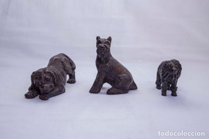 Arte: Perros de Bronce - Foto 1