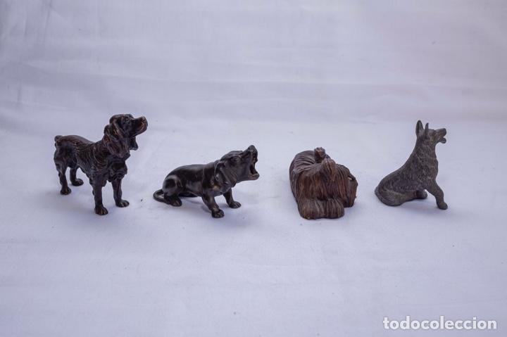 Arte: Perros de Bronce - Foto 2