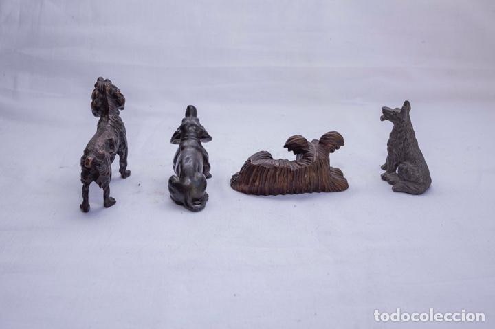 Arte: Perros de Bronce - Foto 3
