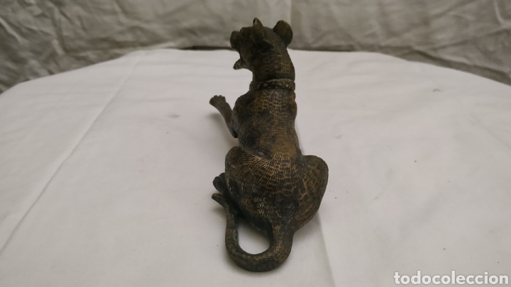 Arte: Figura de perro de bronce - Foto 4