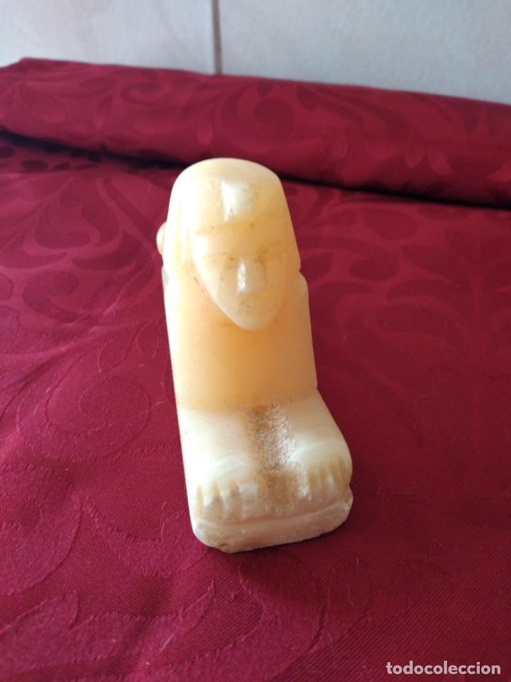 Arte: Esfinge tallada en m&aacute;rmol. - Foto 1