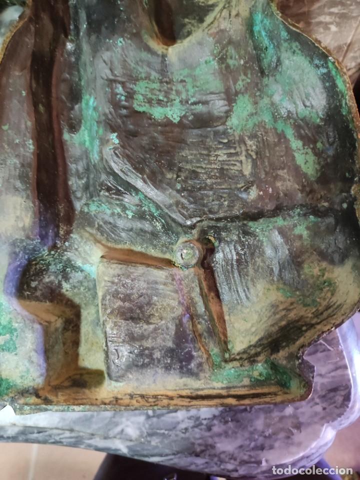 Arte: Cristo de bronce - Foto 6
