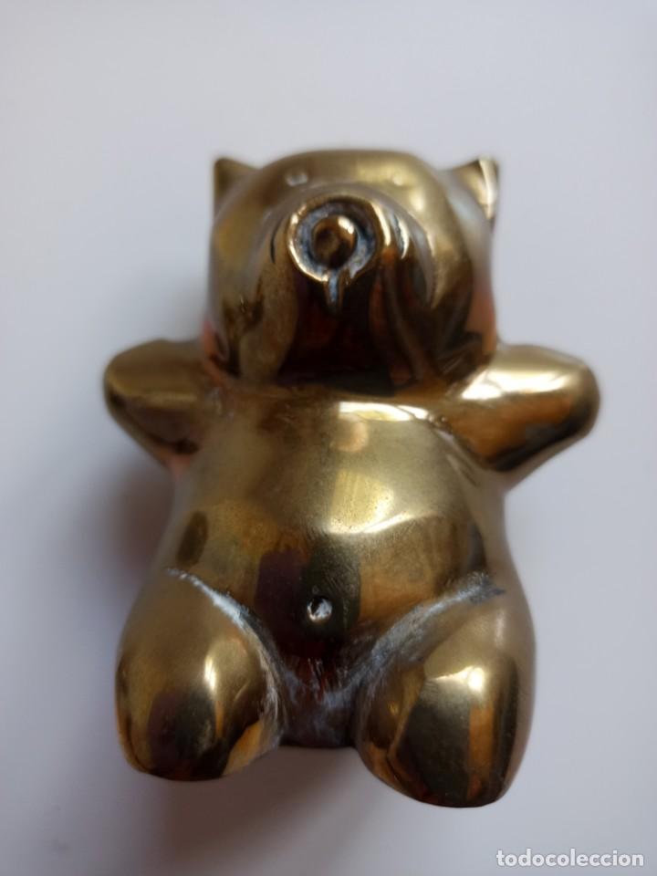 Arte: Tres osos de bronce - Foto 9