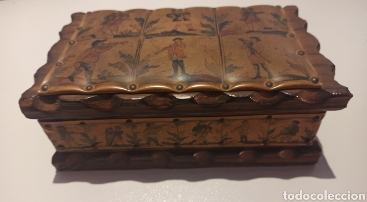 Arte: ANTIGUO COFRE DE MADERA Y CUERO. - Foto 4
