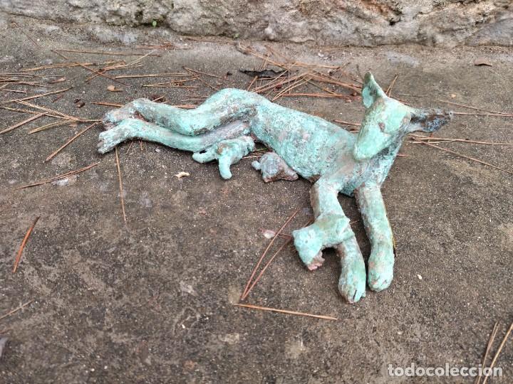 Arte: Podenca con bebes - Foto 1
