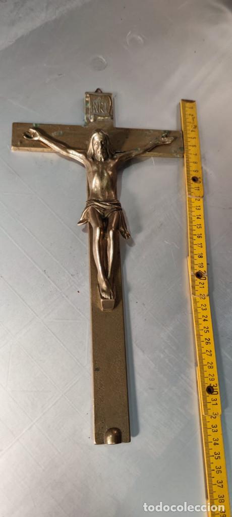 Arte: Cristo de bronce - Foto 1