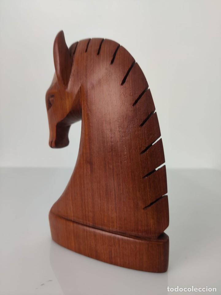 Arte: Escultura caballo ajedrez tallado en madera - Foto 3 - 303585193