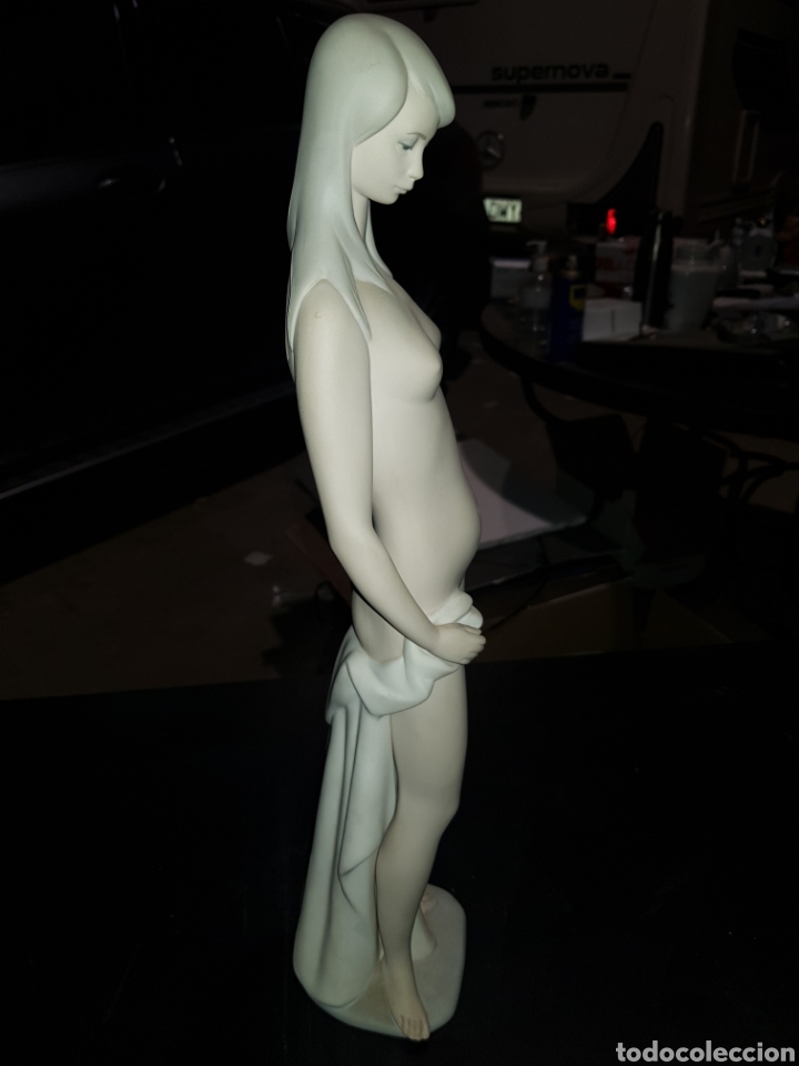 Arte: Mujer desnuda de LLADRO, impecable. - Foto 5