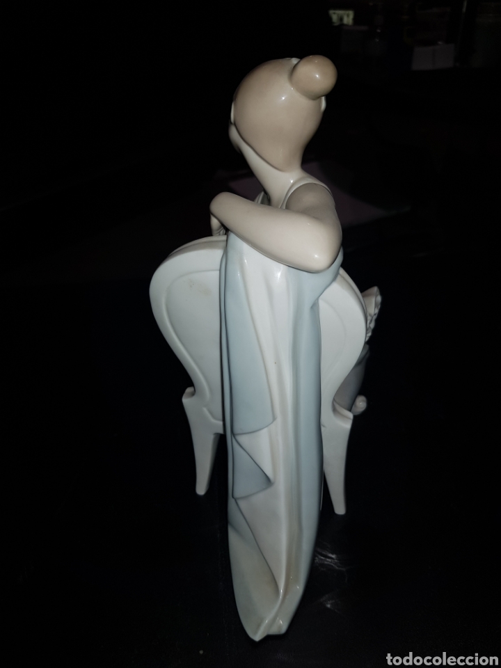 Arte: Danzarina sentada de LLADRO, perfecta - Foto 3