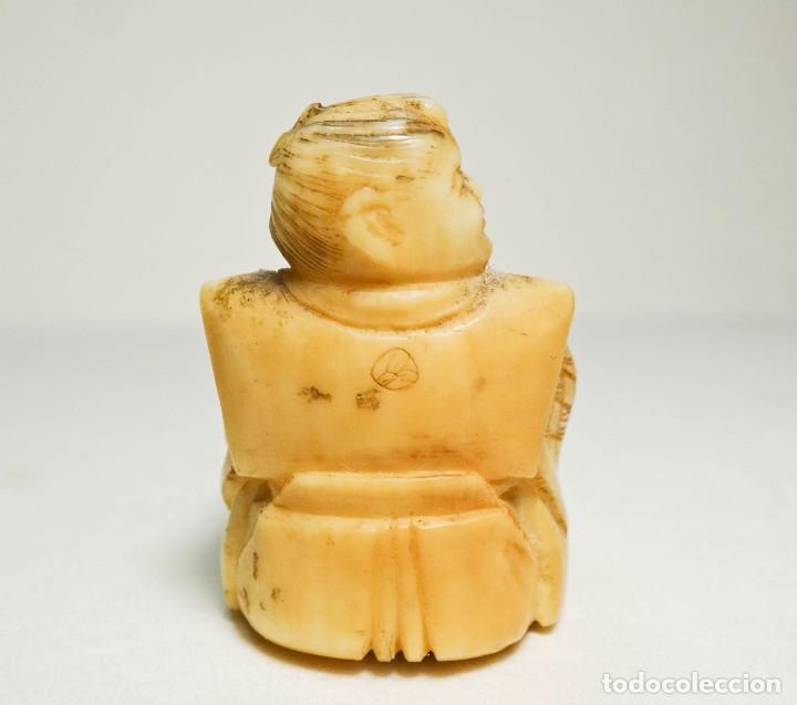 Arte: Netsuke de marfil Ni&ntilde;o con cuenco - Foto 7