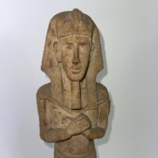 Arte: ESCULTURA (49 CM) EGIPCIA REALIZADA EN PIEDRA ARTIFICIAL, PRIMER CUARTO S.XX. Lote 313516298