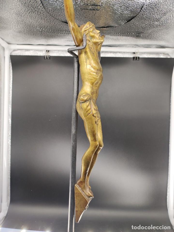 Arte: Cristo de bronce - Foto 4