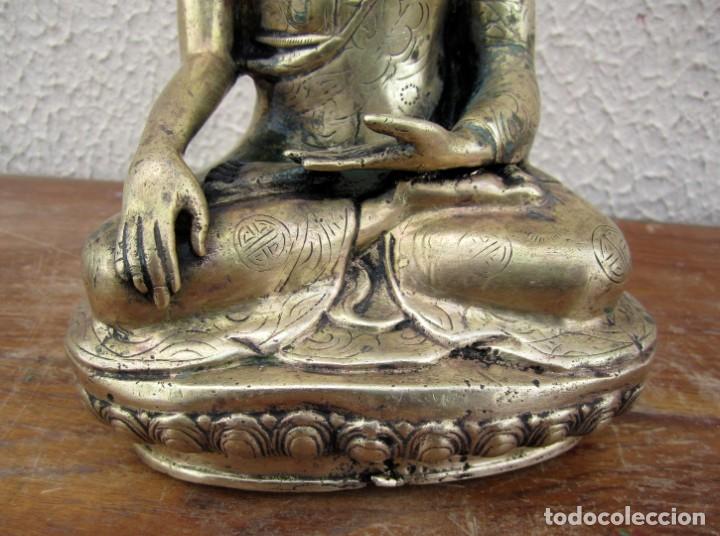 Arte: Buda oriental de bronce - Foto 3