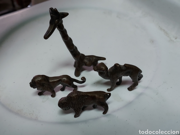 Arte: Cuatro figuras de bronces - Foto 1