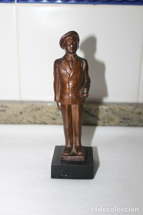 Arte: CARLISTA EN BRONCE CON FIRMA - Foto 2