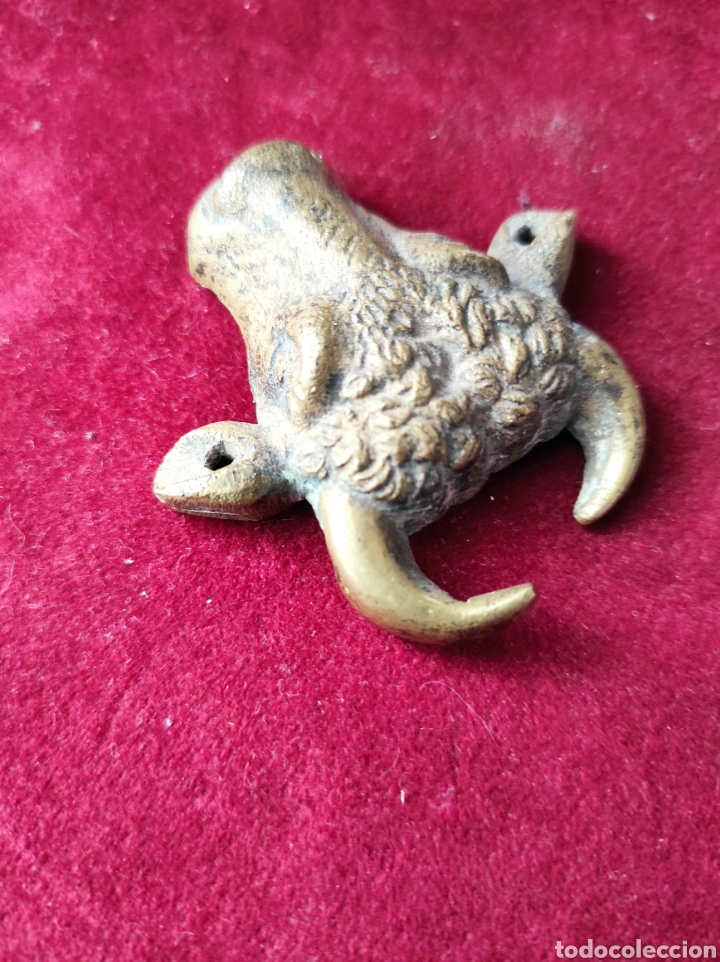 Arte: Cabeza de toro en bronce - Foto 3