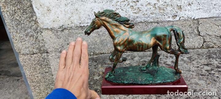 Arte: Caballo a galope - Foto 1