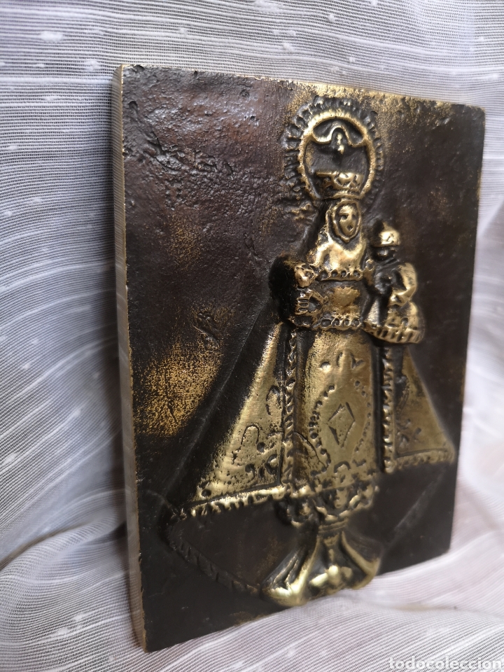 Arte: Placa de bronce de la Virgen de Covadonga - Foto 2