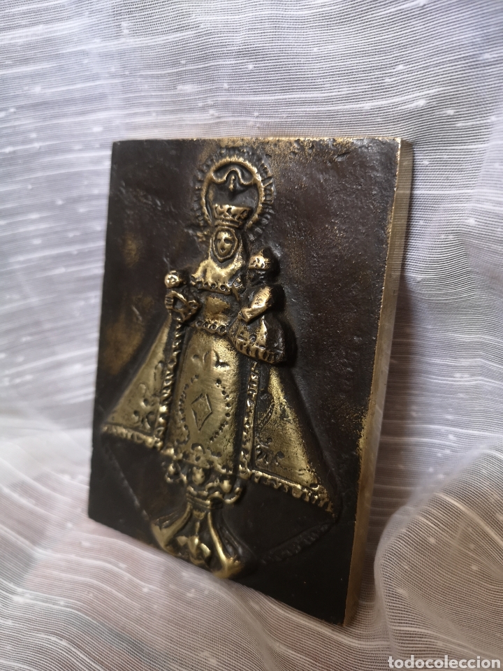 Arte: Placa de bronce de la Virgen de Covadonga - Foto 3