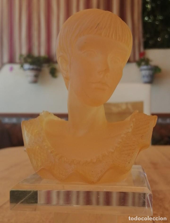 Arte: Busto mujer, sellado Romera - Foto 1