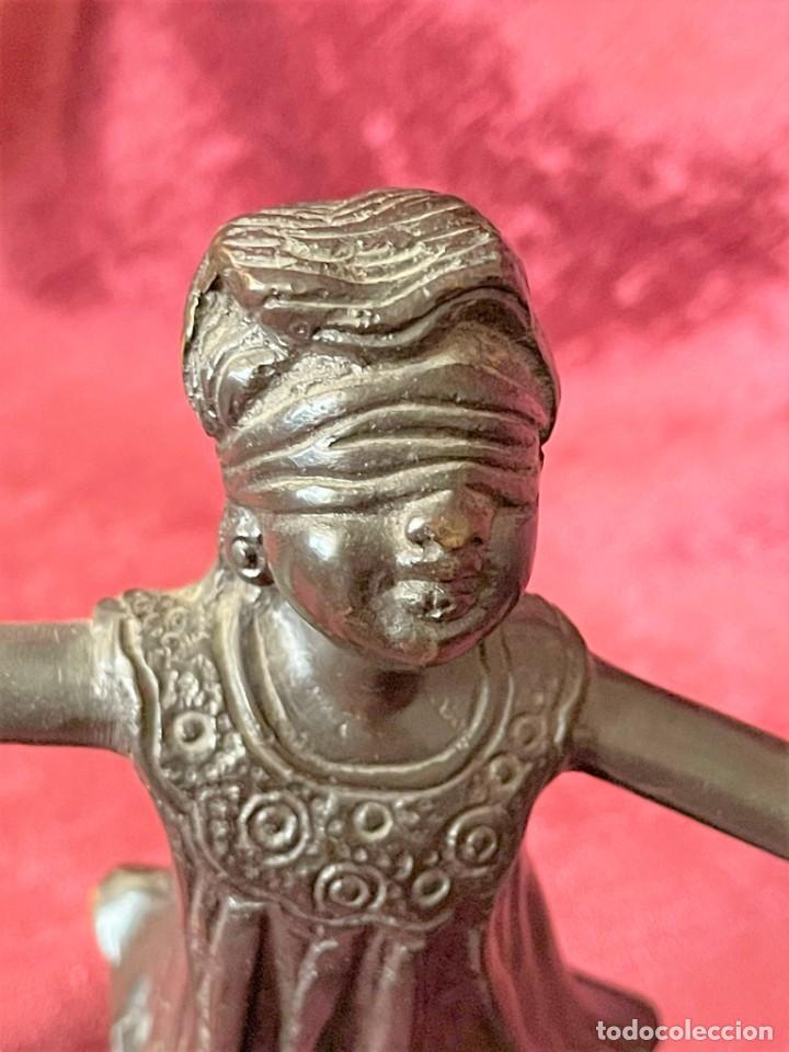 Arte: Figura Ni&ntilde;a - Foto 3
