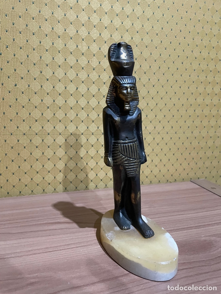 Arte: Egipcio comprado en El Cairo 1925, 25cm bronce - Foto 1