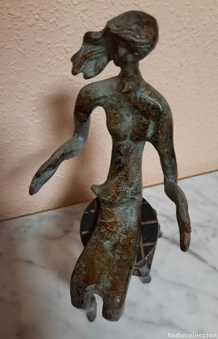 Arte: FIGURA BRONCE- MUJER SENTADA EN TABURETE - - Foto 2