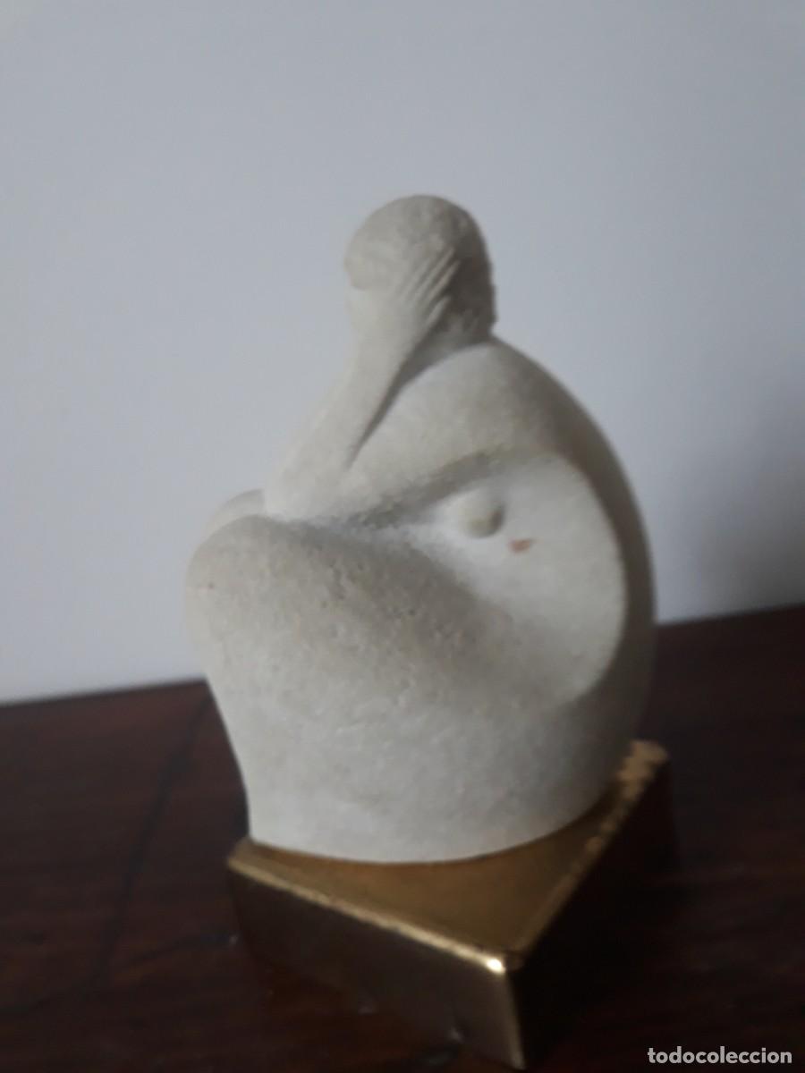 Arte: Escultura de mujer - Foto 3