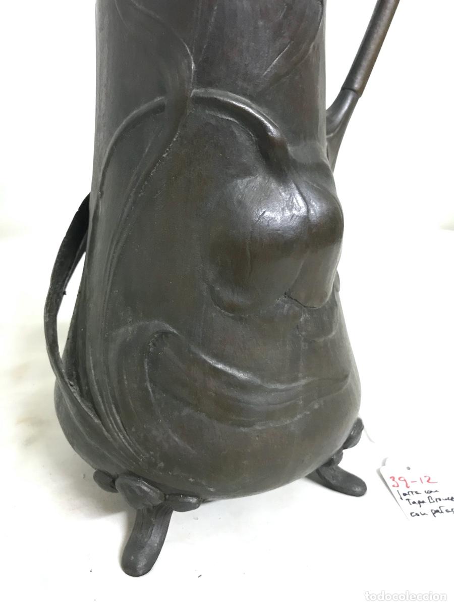 Arte: Jarra de bronce con asa y tapa. - Foto 4