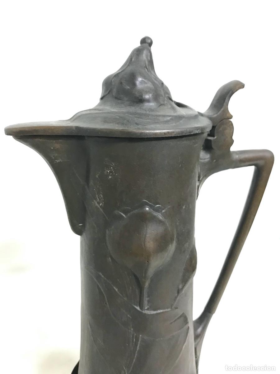 Arte: Jarra de bronce con asa y tapa. - Foto 5