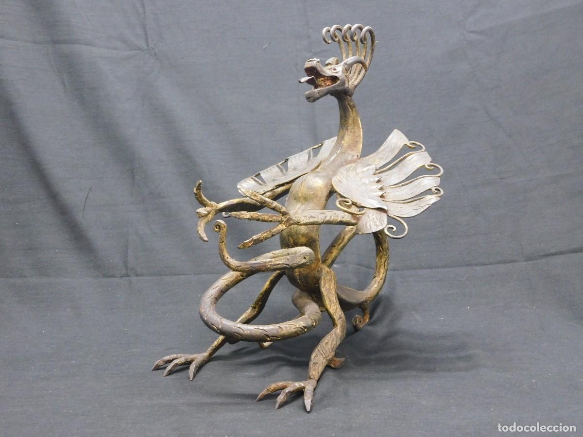 Arte: BOTELLERO - DRAGON DE HIERRO - Foto 1