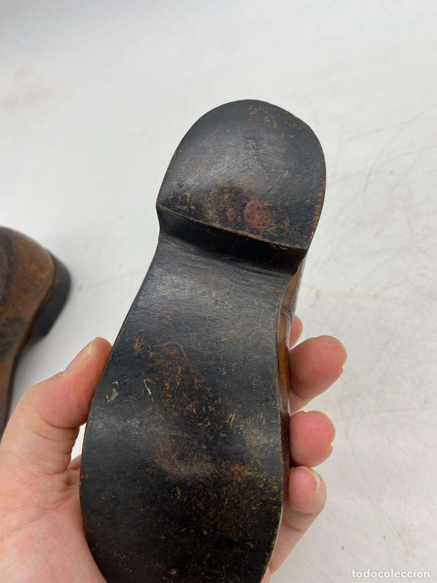 Arte: SIMPATICA PAREJA DE ZAPATITOS DE BRONCE - Foto 7