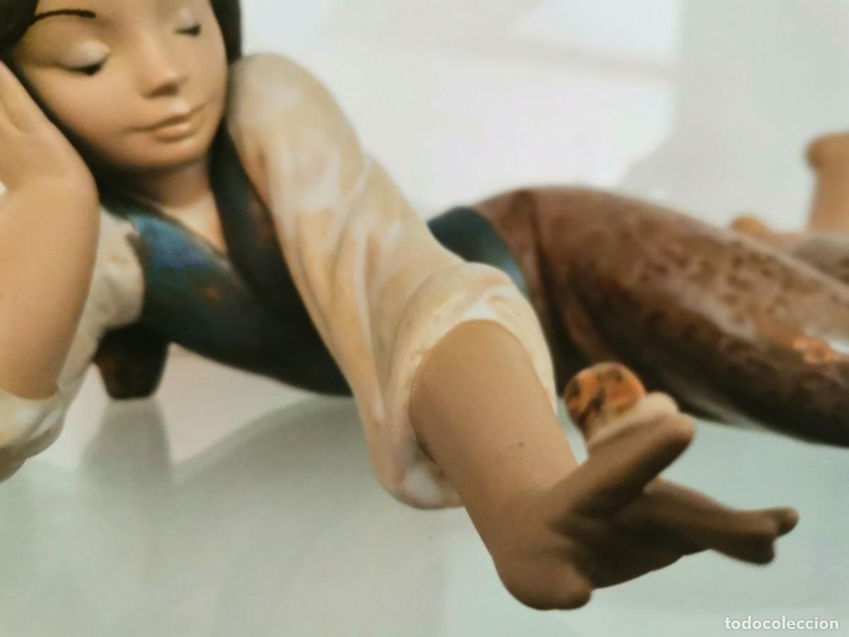 Arte: LLADR&Oacute; - OBSERVANDO EL CARACOL - Foto 4