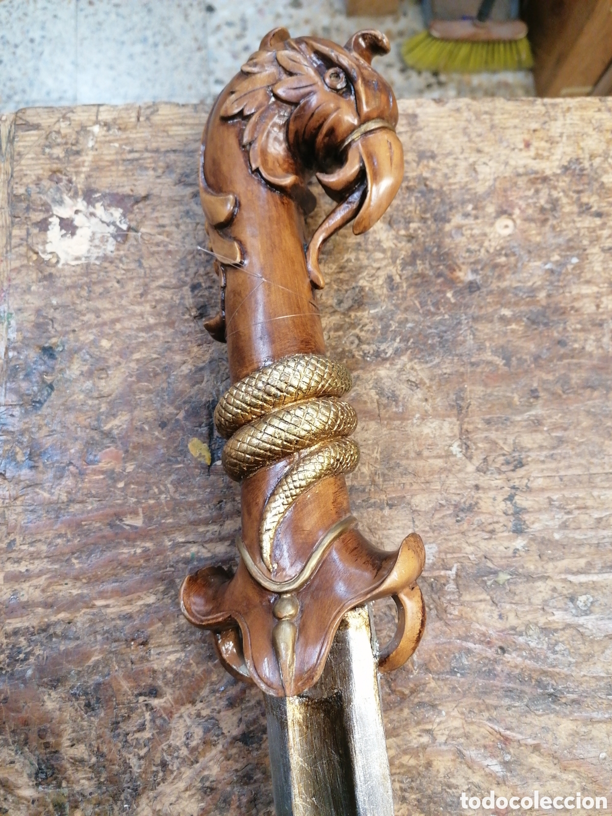 Arte: Espada tallada de madera de lenga - Foto 4