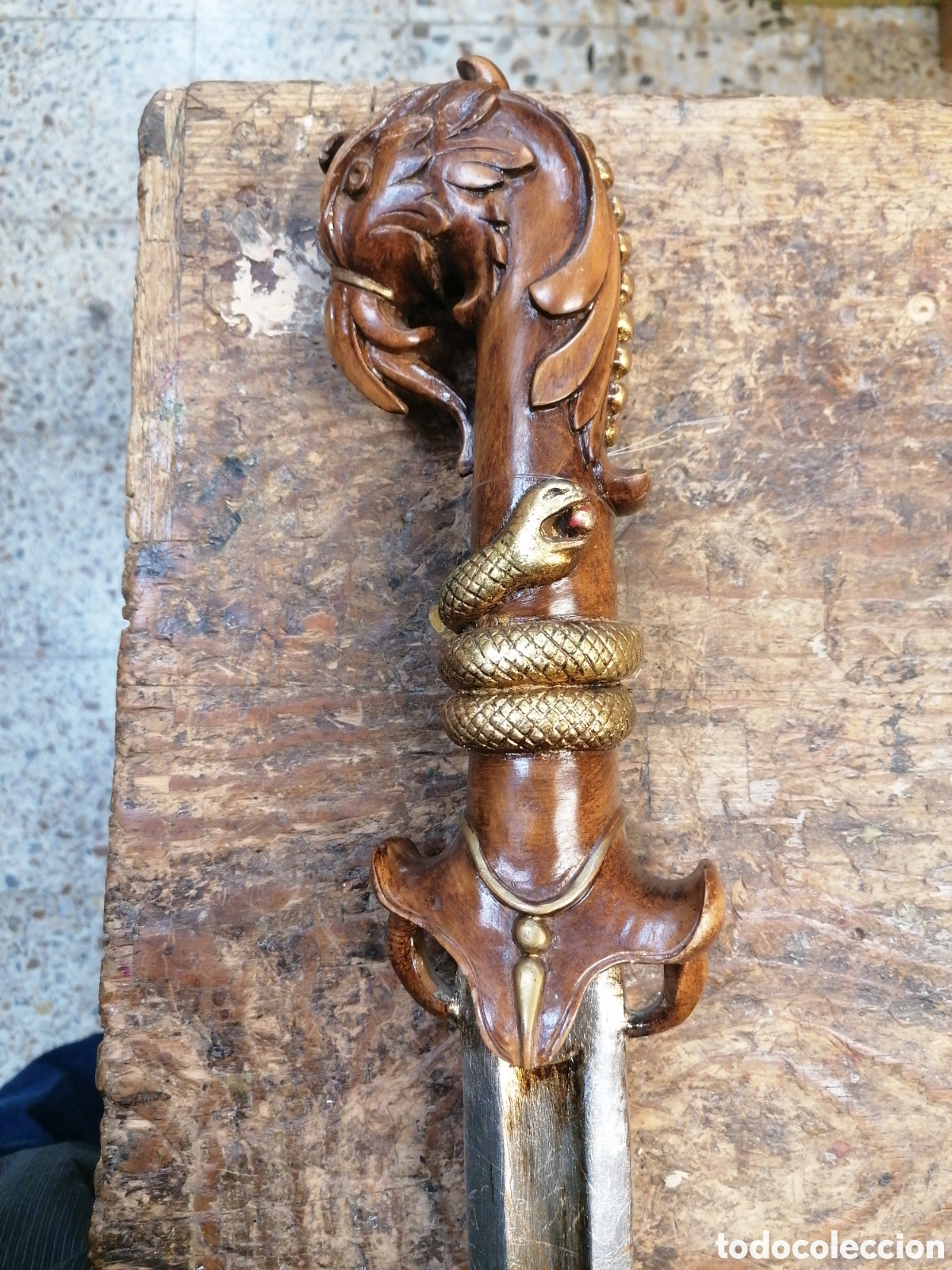 Arte: Espada tallada de madera de lenga - Foto 5