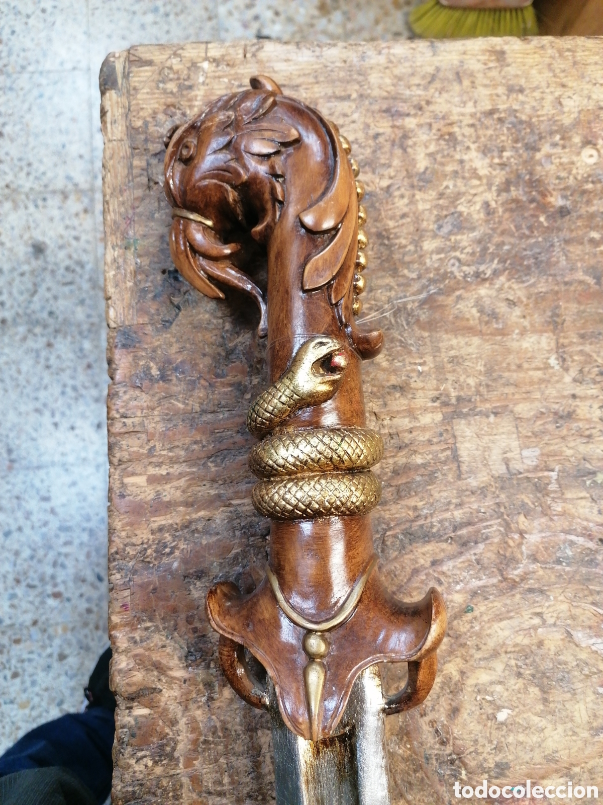 Arte: Espada tallada de madera de lenga - Foto 7