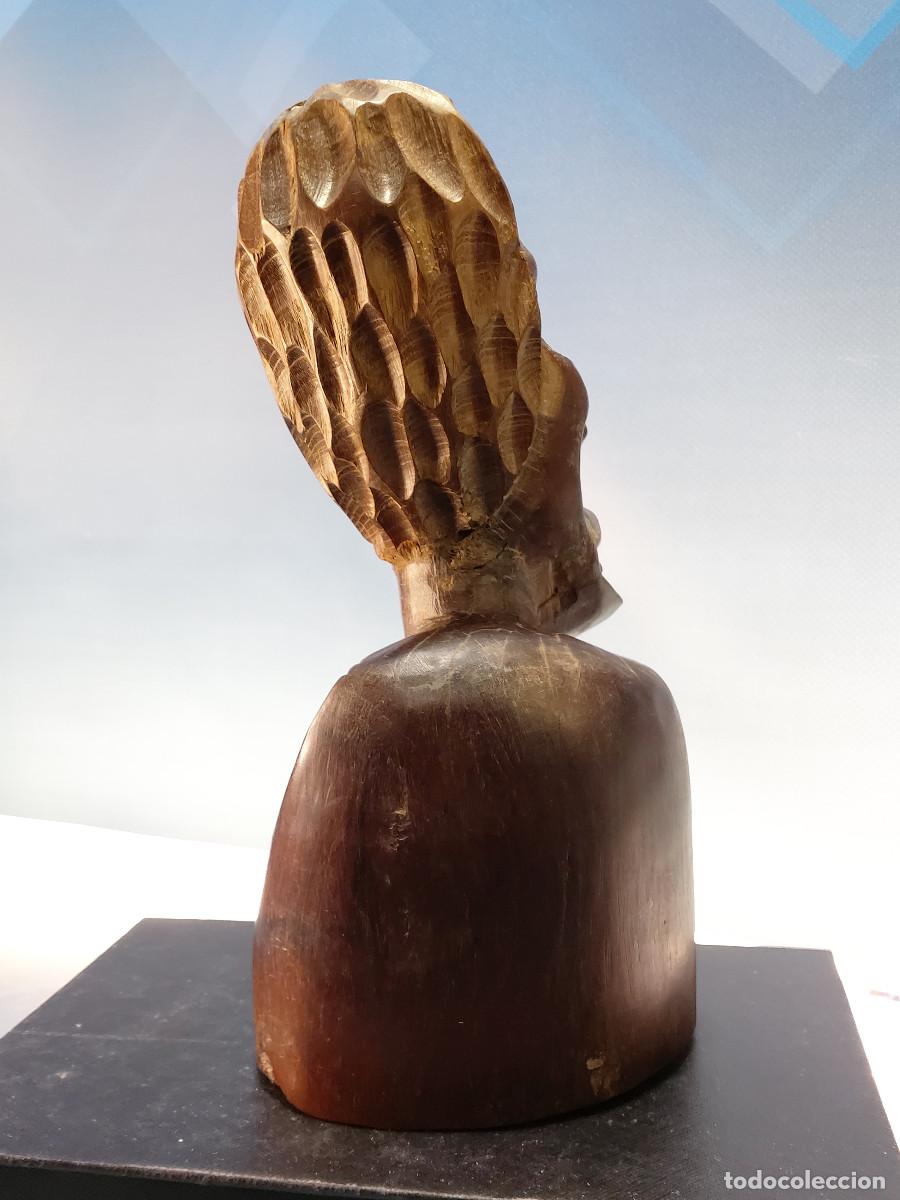 Arte: Busto tallado en madera maciza. - Foto 4