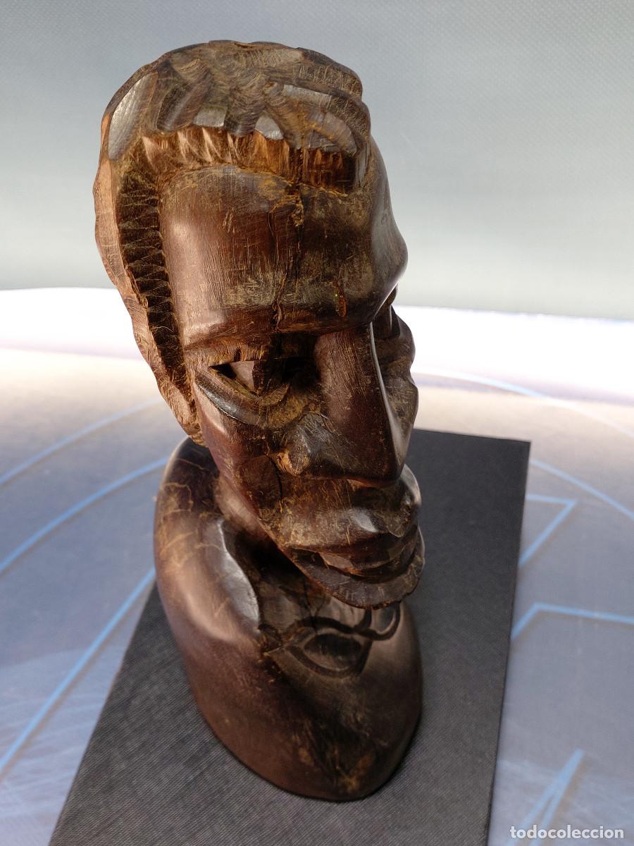 Arte: Busto tallado en madera maciza. - Foto 6