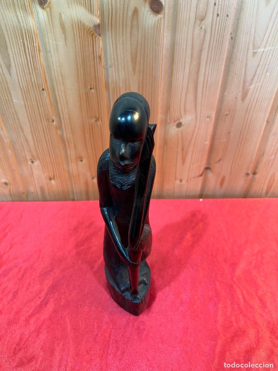 Arte: FIGURA MADERA EBANO - Foto 2